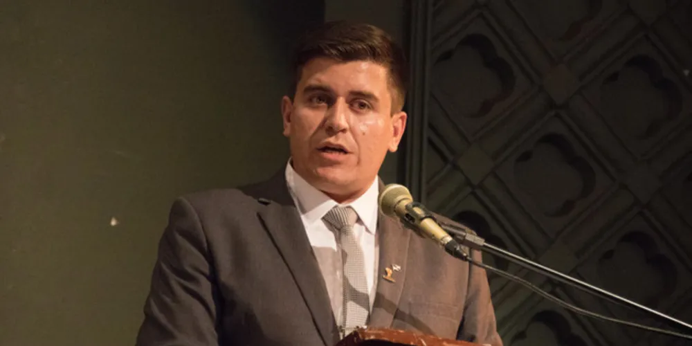 Imagem ilustrativa da imagem Vinícius assume comando da principal comissão da Câmara