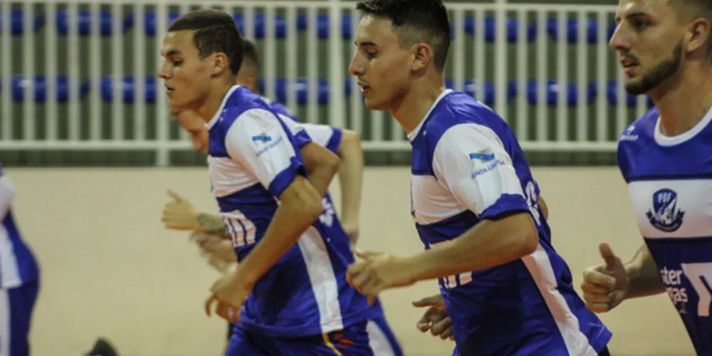 Ala do Ponta Grossa Futsal faz primeira semana de treinamentos na nova equipe