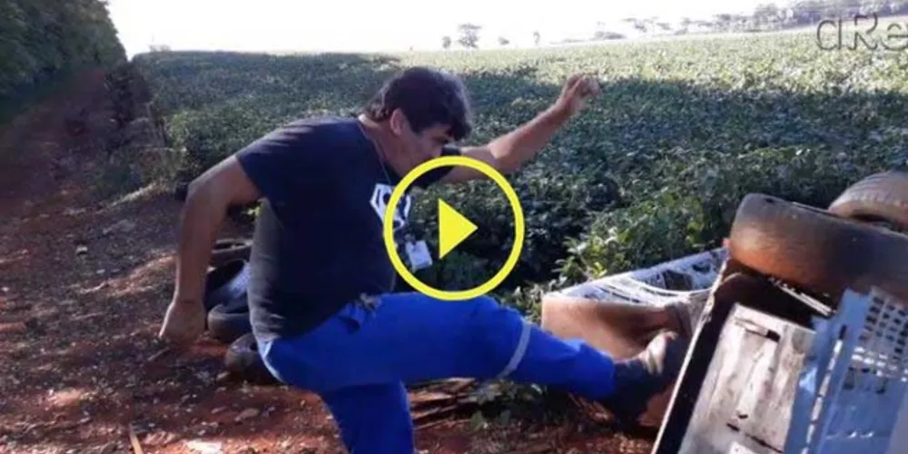 Imagem ilustrativa da imagem Secretário se revolta com lixo e 'quebra tudo'