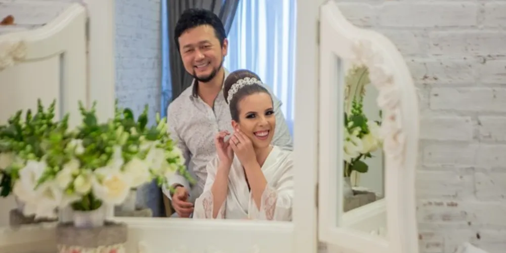 BDAY - O hair stylist Sergio Ueque, proprietário de um dos espaços de beleza mais badalados da cidade, celebra a chegada da nova idade no sábado (24). Seu salão é escolha das vips da cidade e seu impecável trabalho é escolha certeira de noivas, debutantes e formandas há mais de 20 anos. Da coluna RC votos de felicidades!