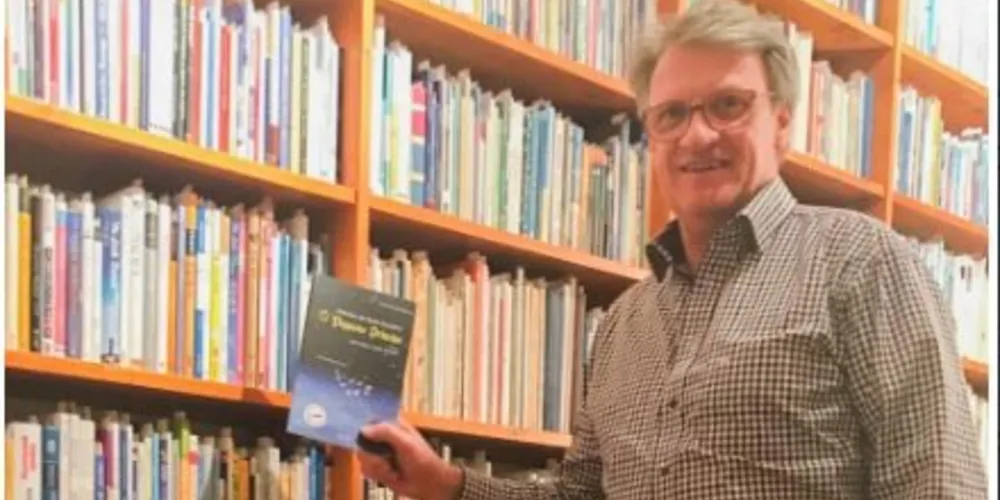 
Jean Marc e uma de suas paixões: ‘O Pequeno Príncipe’