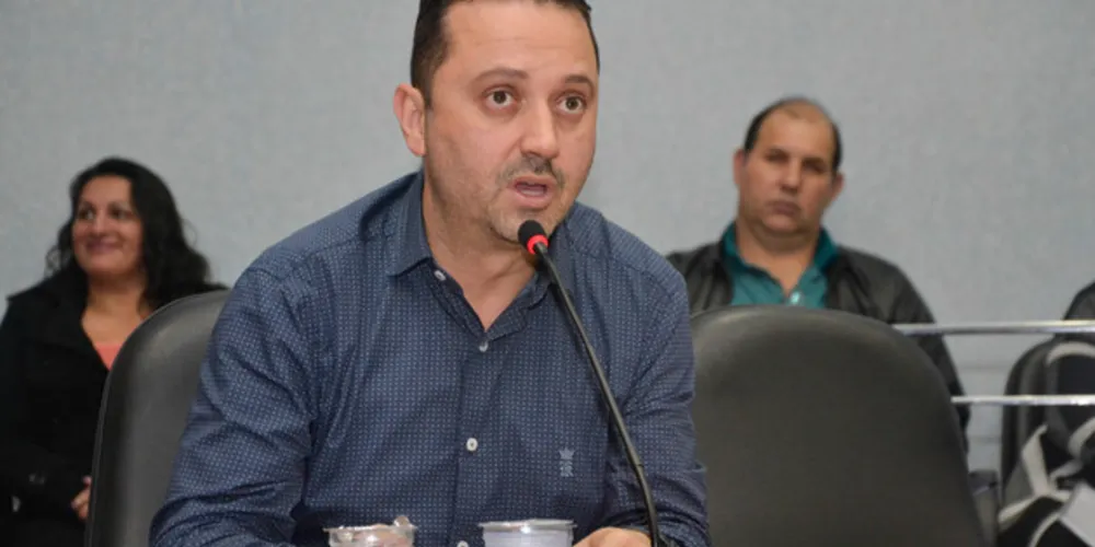 Imagem ilustrativa da imagem “Não vamos deixar a Taxa do Lixo explodir”, diz George