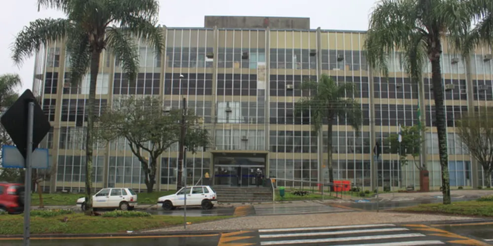 Cobrança e protesto da dívida ativa, além do programa para parcelar dívidas, garante resultado positivo no orçamento