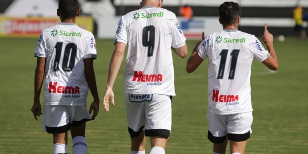 Imagem ilustrativa da imagem Operário faz 4 x 0 contra a Portuguesa Londrinense