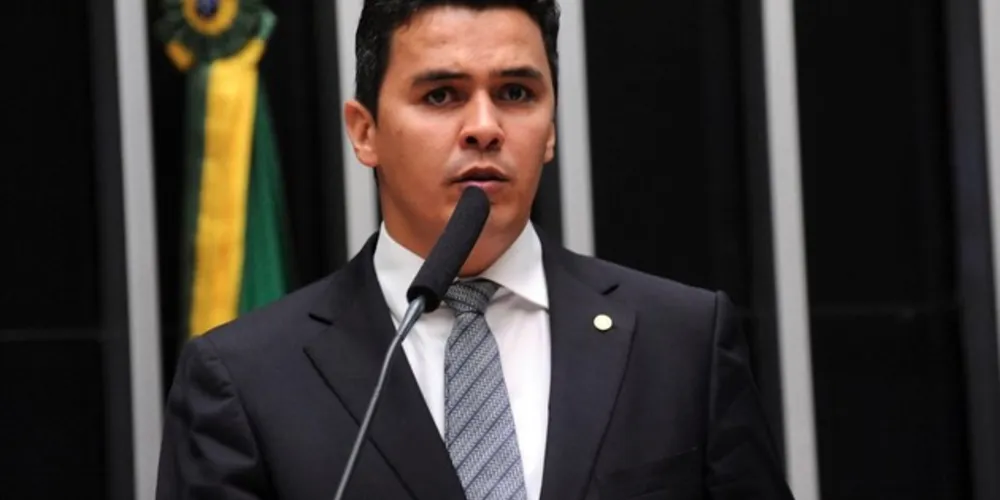 Veículo foi viabilizado com emenda do deputado Diego Garcia do PHS