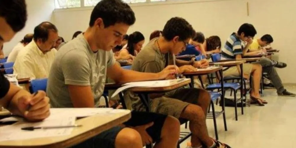O programa oferece 242.987 bolsas de estudo em 2.976 instituições de ensino particulares/Foto: Reprodução Agência Brasil