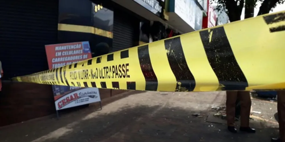 Imagem ilustrativa da imagem Vítima reage a assalto, fere ladrões e morre baleada