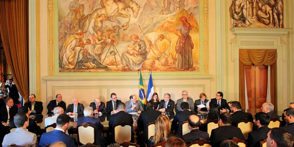 Imagem ilustrativa da imagem BRDE e agência francesa assinam contrato de € 50 mi