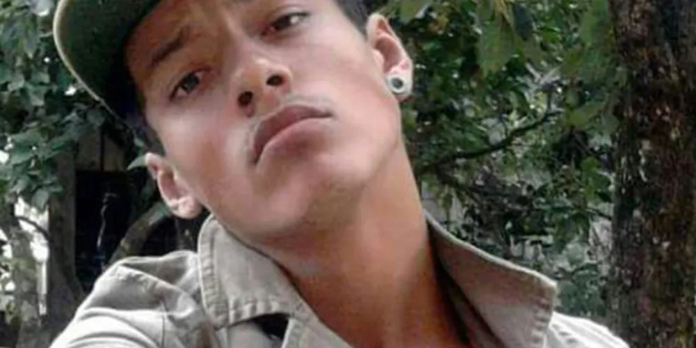 Kelvin tem 21 anos e desapareceu em Ponta Grossa