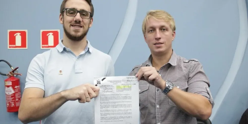 Stocco e Rudolf são os autores do projeto de lei