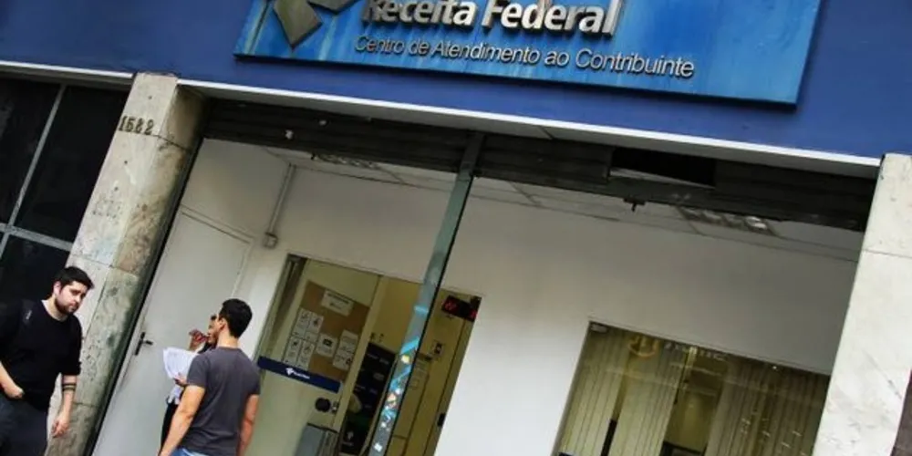O contribuinte precisa ficar atento, pois o endereço informado não tem nenhuma relação com o site da Receita/Foto: Reprodução Folhapress