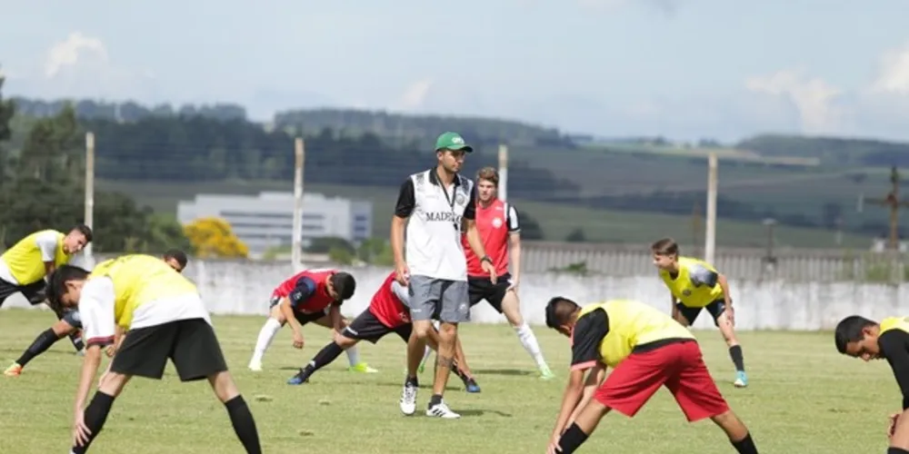 Imagem ilustrativa da imagem Equipe Sub-19 do Operário inicia treinamentos