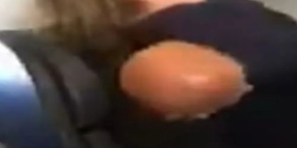 A situação foi gravada pelo celular de um dos passageiros/Foto: Reprodução YouTube