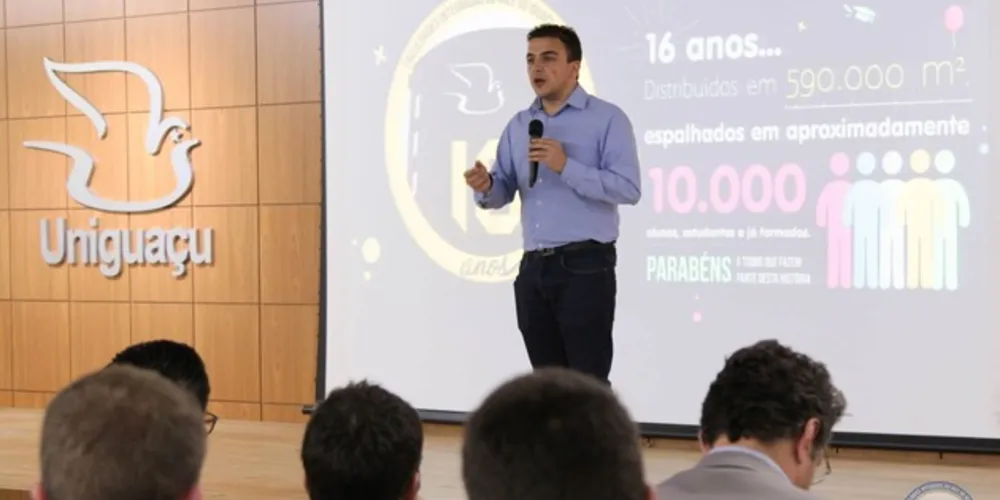 Imagem ilustrativa da imagem Aliel Machado participa de debate em União da Vitória