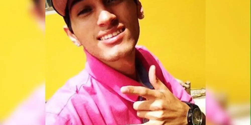 O corpo de Myke de Jesus Stresser ficou das 2 horas às 8 horas, no local do crime, aguardando o IML