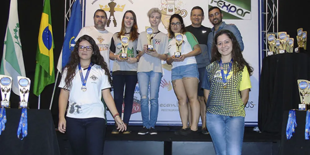 Imagem ilustrativa da imagem Torneio de xadrez reúne enxadristas de 30 cidades