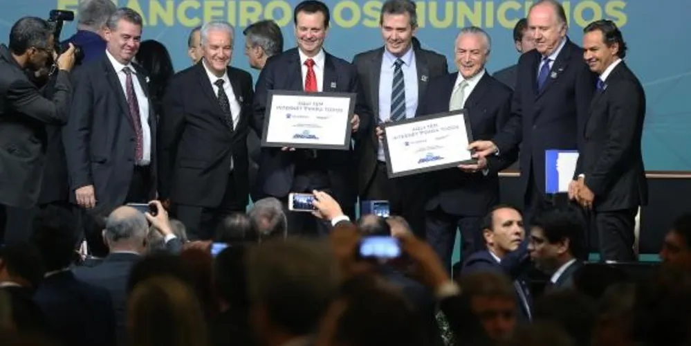 O presidente Michel Temer participa da cerimônia de lançamento do programa Internet para Todos/Foto: Divulgação Agência Brasil