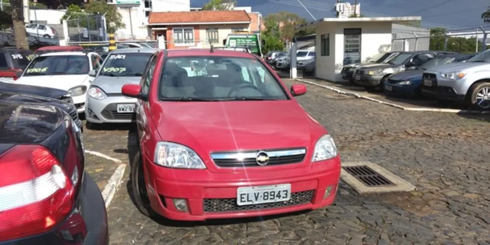 Imagem ilustrativa da imagem Carro clonado é apreendido no Jardim Carvalho