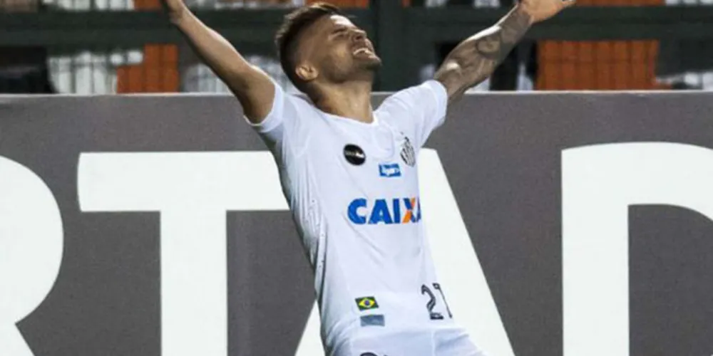 Eduardo Sasha marcou duas vezes na vitória do Santos sobre o Nacional