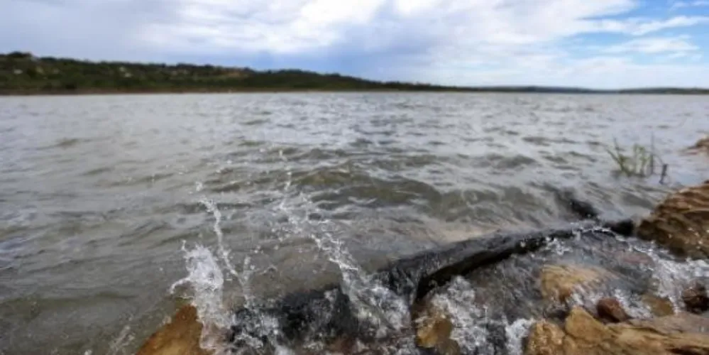 IBGE diz que 3,2 trilhões de m³ foram retirados do meio ambiente, em 2015/Foto: Reprodução Agência Brasil