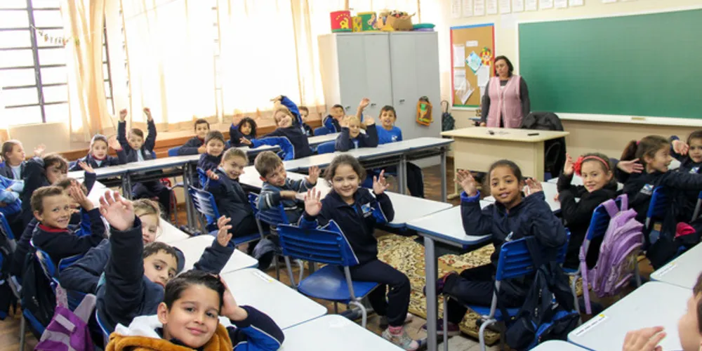 Com investimentos em Educação de Tempo Integral, Ponta Grossa se desponta na qualidade do ensino e prepara crianças para os empregos do futuro.