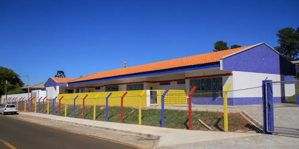 Levando em conta somente as obras já concluídas, foram investidos R$ 60 milhões na construção ou ampliação de 56 Escolas e CMEIs para receber os alunos do Integral