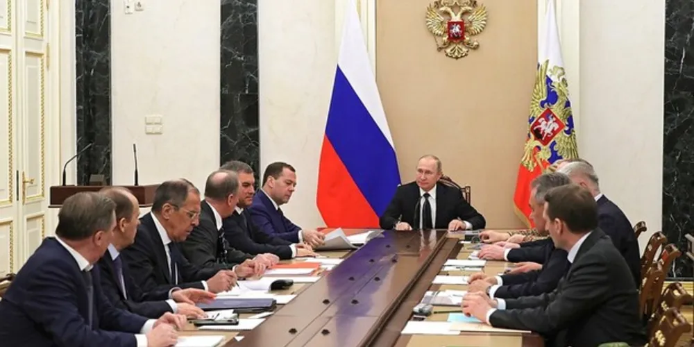Imagem ilustrativa da imagem Russos vão amanhã às urnas e Putin deve ser reeleito