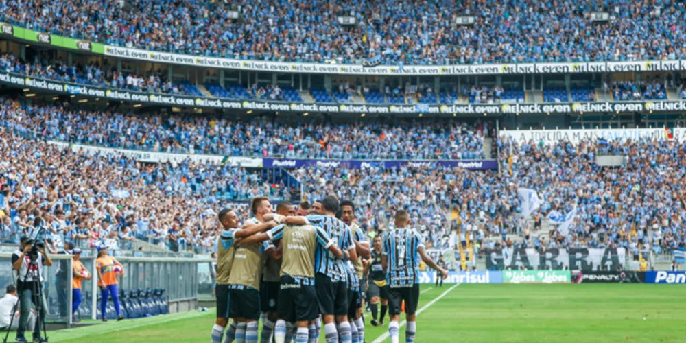 Imagem ilustrativa da imagem Grêmio dá show e vence de goleada o Internacional