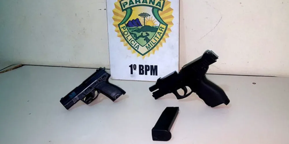 Imagem ilustrativa da imagem PM apreende duas armas de brinquedo com suspeitos