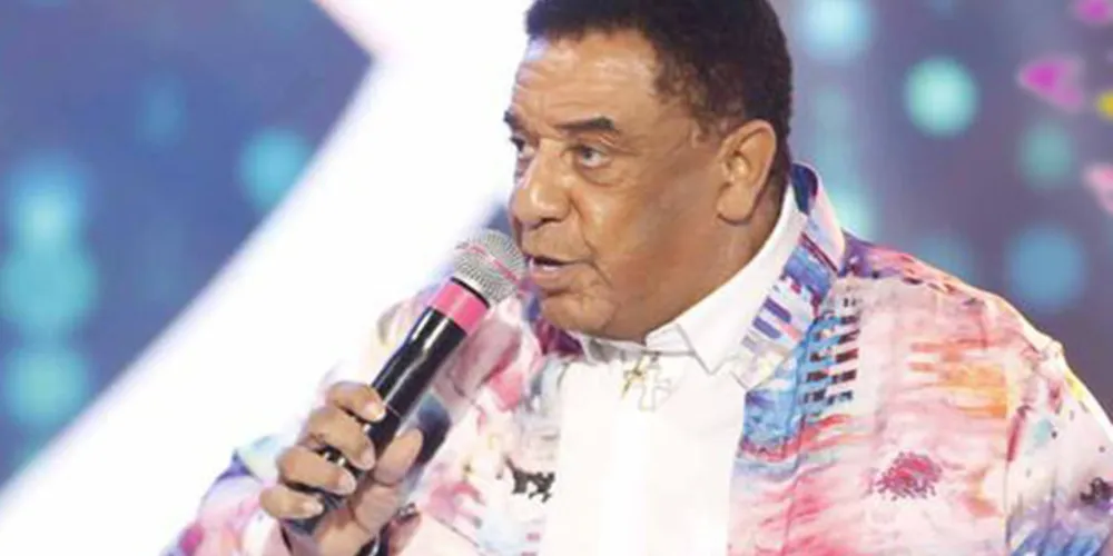 O cantor de 81 anos pediu desculpas pelas declarações em vídeo/Foto: Reprodução Facebook
