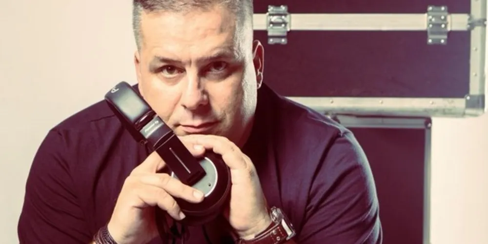 DESTAQUE – O conceituado DJ Mauricio Cury nesta sexta-feira(23), lança seu novo trabalho, “Lose Control”. Para quem quiser pode conferir nas principais plataformas de streaming. Com certeza mais um sucesso com assinatura do dj mais badalado da região.