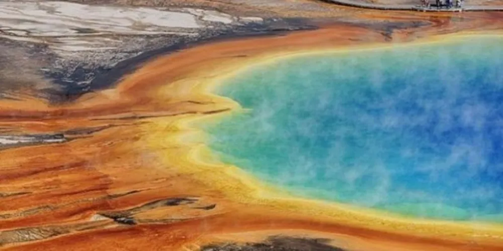 Conhecido como supervulcão de Yellowstone, o fenômeno atualmente foi considerado uma "caldeira gigante”/Foto: Reprodução Shutterstock