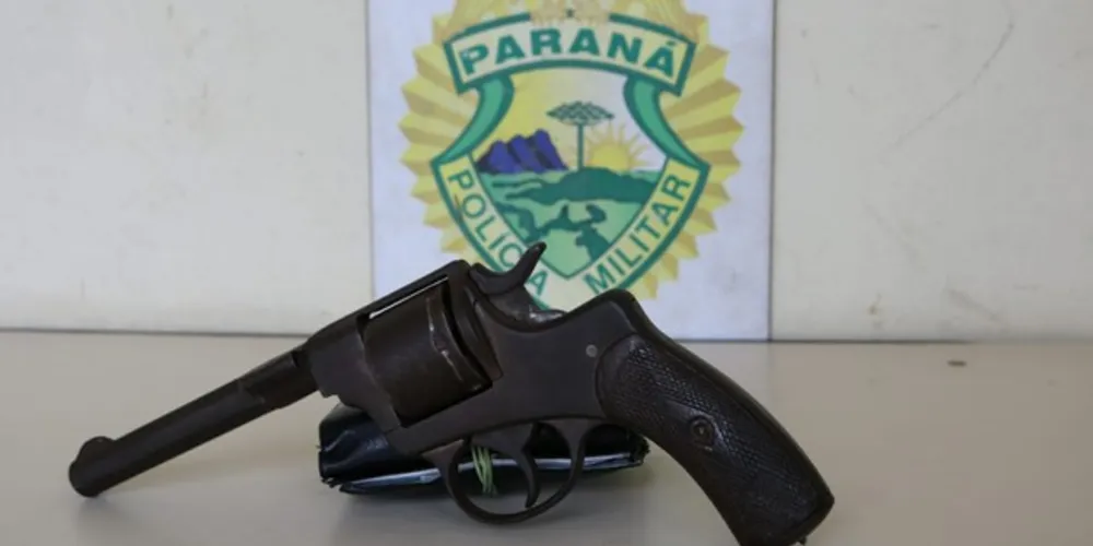 Imagem ilustrativa da imagem Após denúncia, Polícia prende homem armado no Dom Bosco