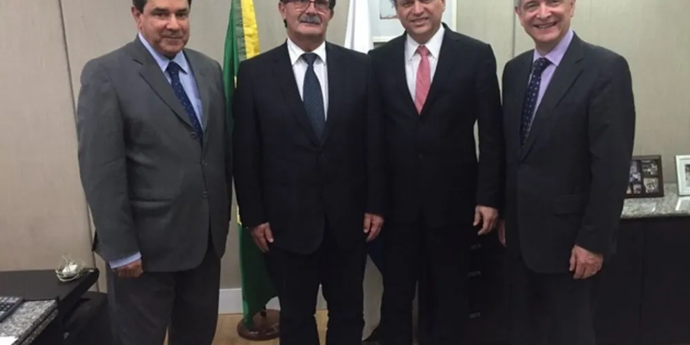 Imagem ilustrativa da imagem Richa e Barros vêm hoje a PG anunciar aporte de R$ 33 mi