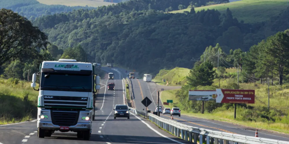 Imagem ilustrativa da imagem Movimento nas rodovias deve subir 30% no feriado
