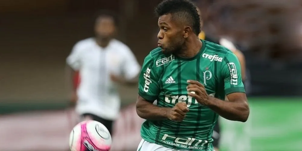 Borja fez o gol da vitória palmeirense no clássico