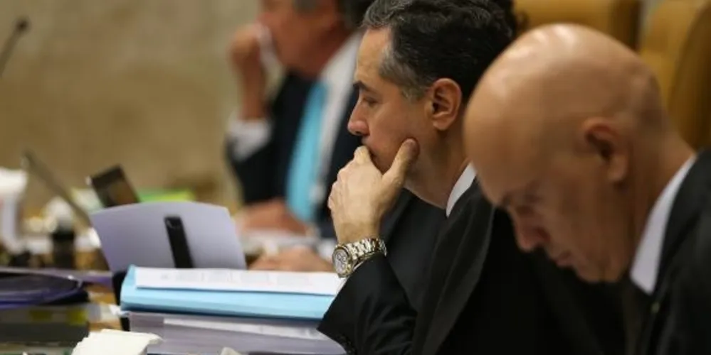 Luís Roberto Barroso votou hoje (4) contra a concessão de habeas corpus preventivo