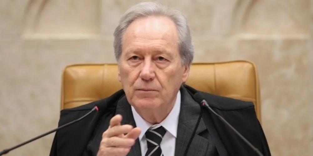 Com o voto do ministro, o placar do julgamento está em 5 votos a 3 contra o habeas corpus