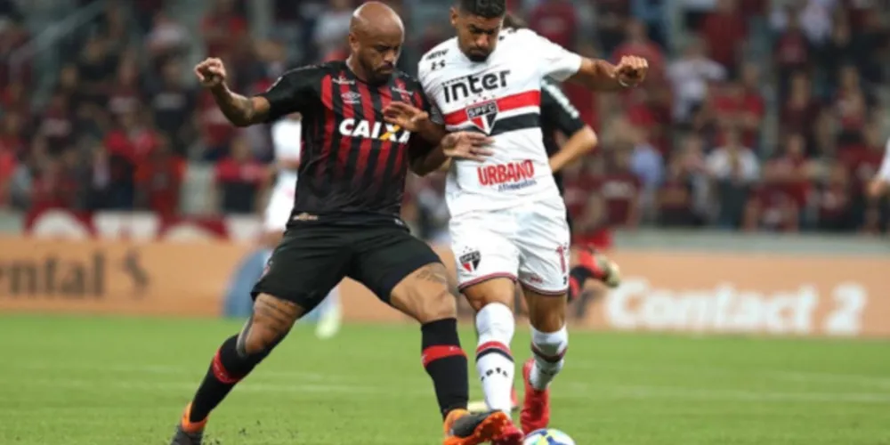 Furacão aproveita jogo em casa para garantir vantagem do empate