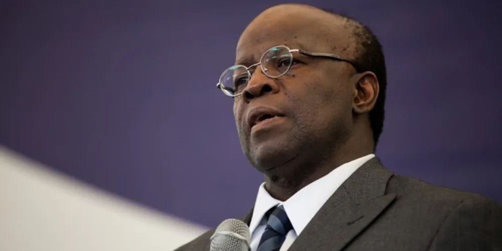 Imagem ilustrativa da imagem Joaquim Barbosa assina ficha de filiação ao PSB