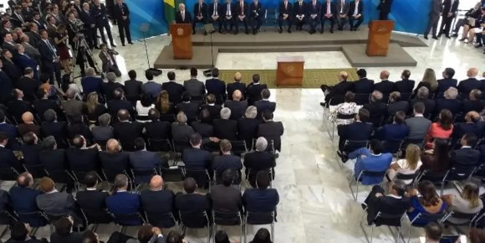 O presidente Michel Temer dá posse a novos ministros/Foto: Reprodução Agência Brasil