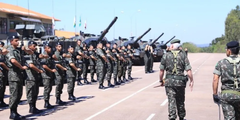 Imagem ilustrativa da imagem Troca de comando da 5ª Brigada acontece nesta sexta