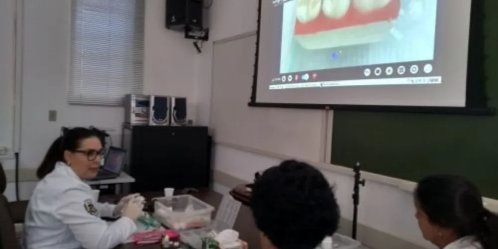 Ana Cláudia Rodrigues Chibinski, tratou de tema relacionado à Odontologia Minimamente Invasiva e Tratamento Restaurador Atraumático (ART)/Foto: Divulgação 