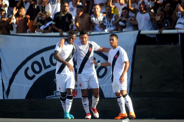 Imagem ilustrativa da imagem Vasco supera o Botafogo e avança para a semifinal da Taça Rio