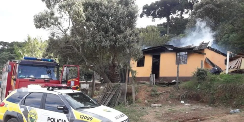 Homem ateou fogo na casa da ex-mulher no fim de semana e foi preso nesta segunda