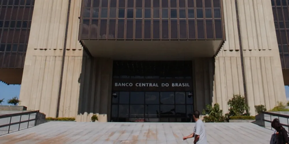 De acordo com o Banco Central, foi criado um grupo de trabalho, com a participação de instituições financeiras, para discutir o tema/Foto: Agência Brasil