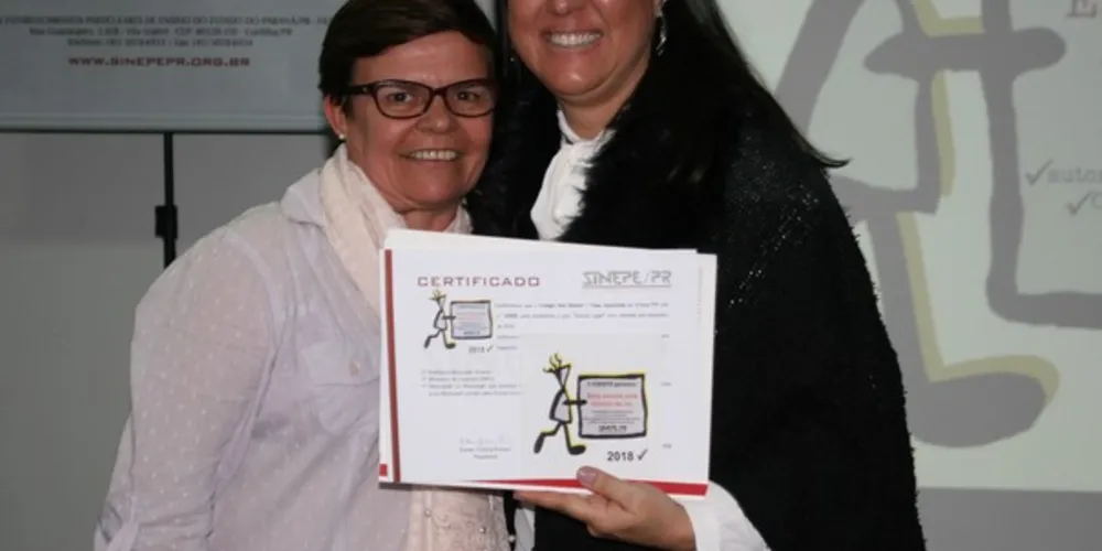 Imagem ilustrativa da imagem Neo Master e Girassol recebem Selo Escola Legal