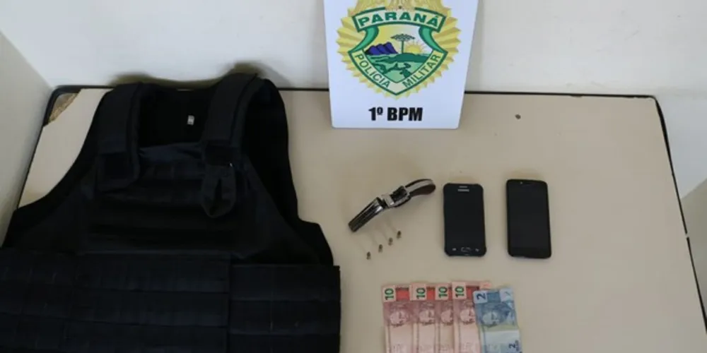 Imagem ilustrativa da imagem Em PG, foragidos são presos com colete à prova de balas e armas