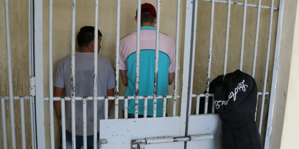 Figura conhecida nas delegacias, John Lennon ganhou fama de homem-aranha ao escalar prédios de PG para cometer crimes. Atualmente, ele cumpria pena com tornozeleira eletrônica. 
