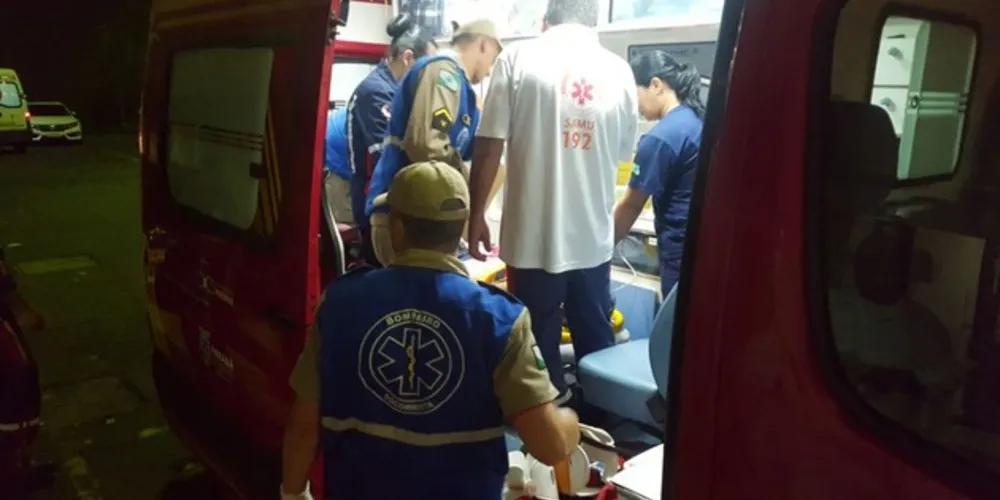 Vítima foi encaminhada até a Santa Casa com risco de morrer devido aos ferimentos